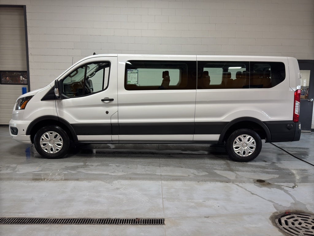 2024 Ford Transit Passenger Wagon XL