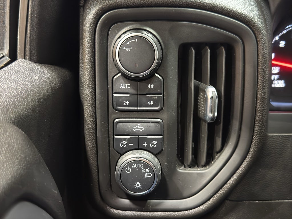 2022 Chevrolet Silverado 1500 LTD Custom Trail Boss