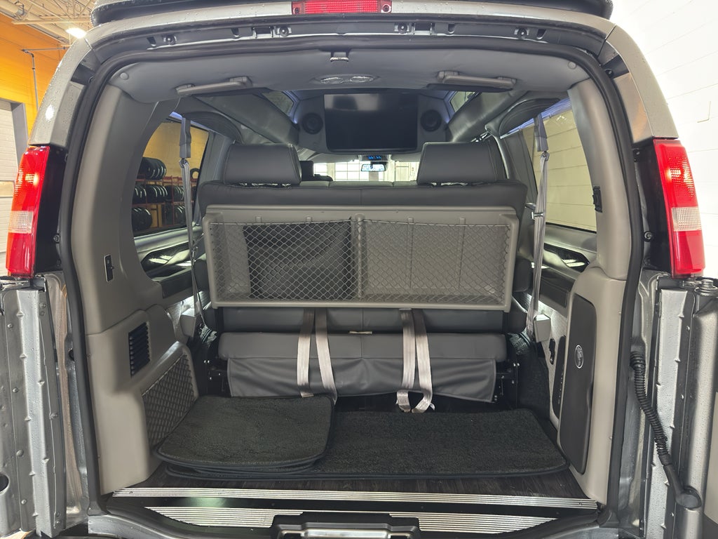 2025 Chevrolet Express Cargo 2500 WT