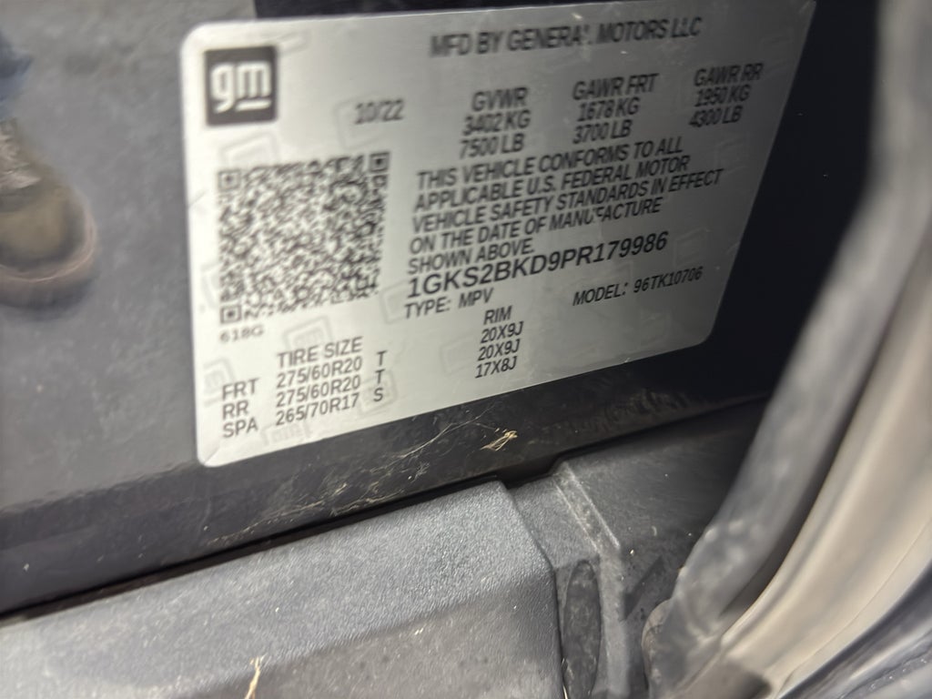 2023 GMC Yukon SLT