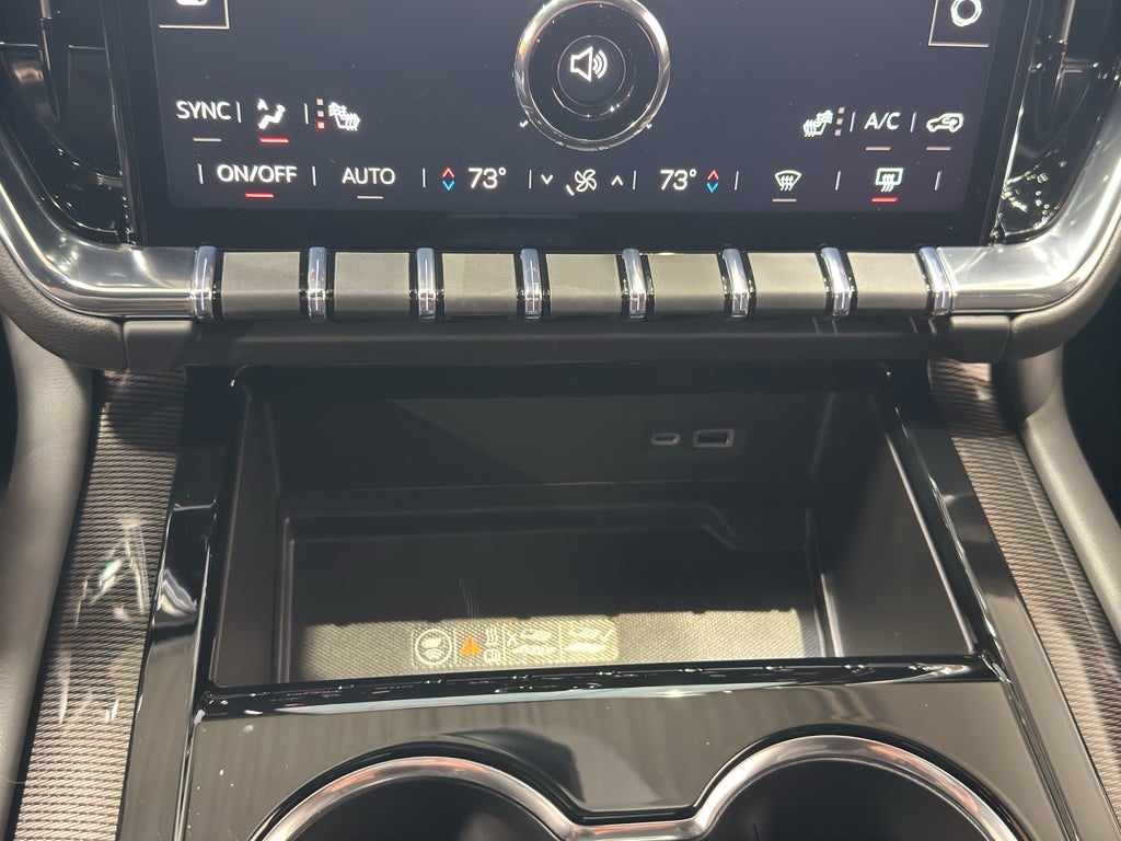 2025 GMC Yukon XL Elevation