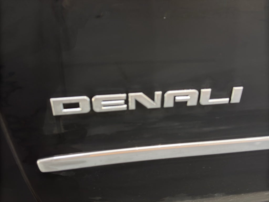 2017 GMC Yukon XL Denali