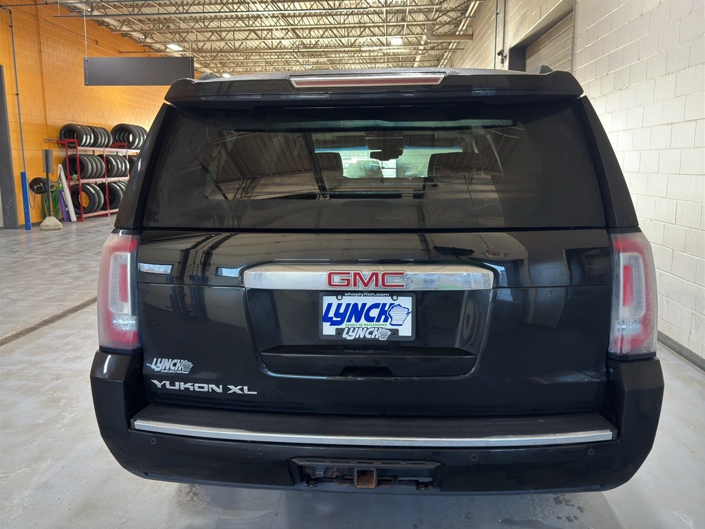 2017 GMC Yukon XL Denali