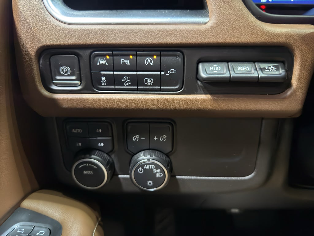 2022 Chevrolet Suburban High Country