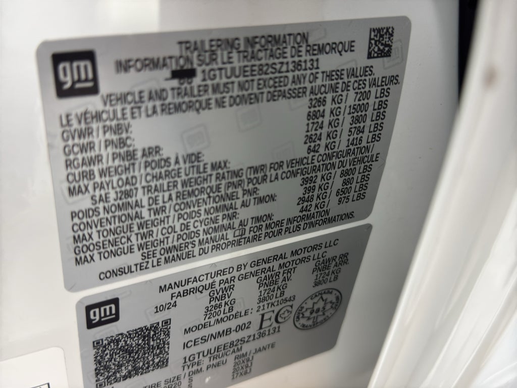 2025 GMC Sierra 1500 AT4