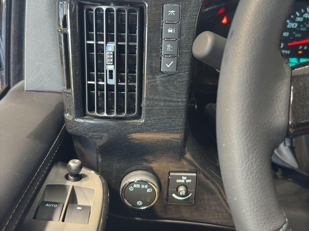 2025 GMC Savana Cargo 2500 Work Van