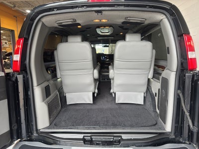 2023 GMC Savana Cargo 2500 Work Van