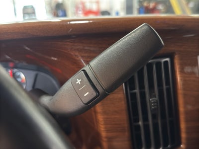 2023 GMC Savana Cargo 2500 Work Van