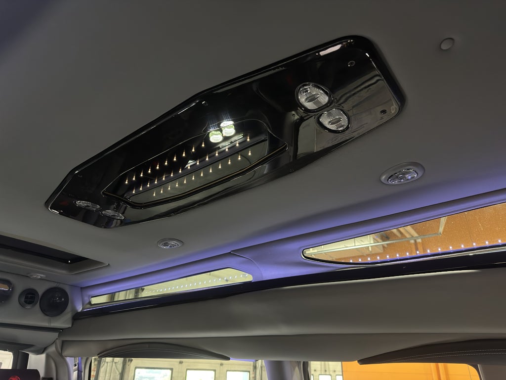 2025 GMC Savana Cargo 2500 Work Van