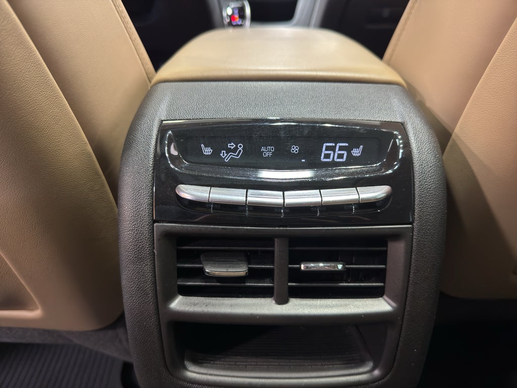 2023 Cadillac XT5 Sport