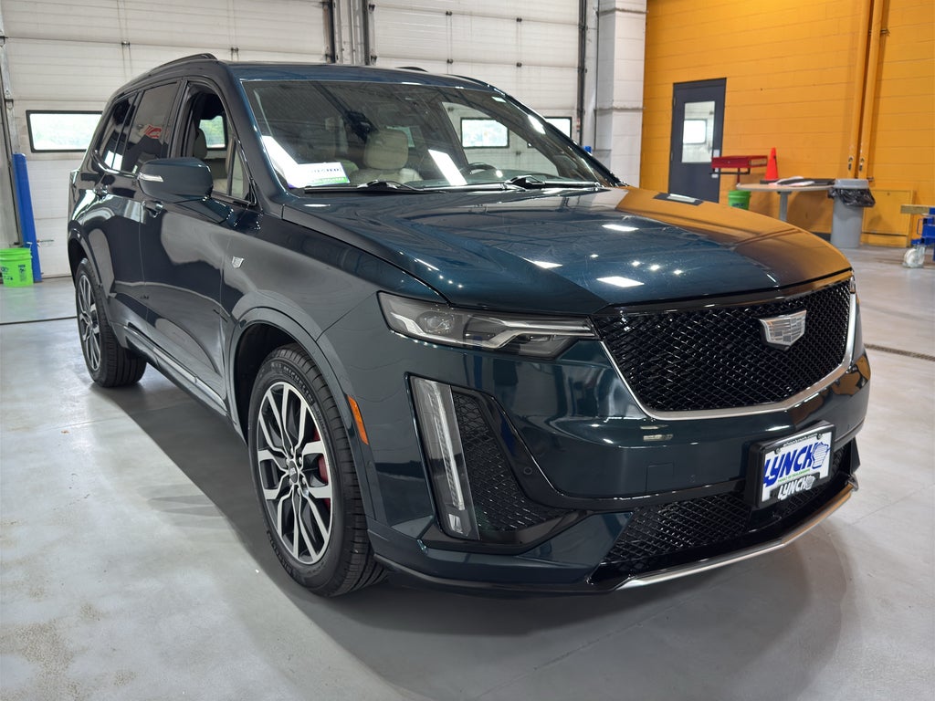 2024 Cadillac XT6 Sport