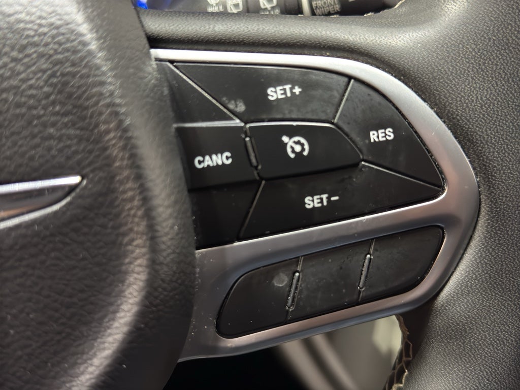 2024 Chrysler Voyager LX