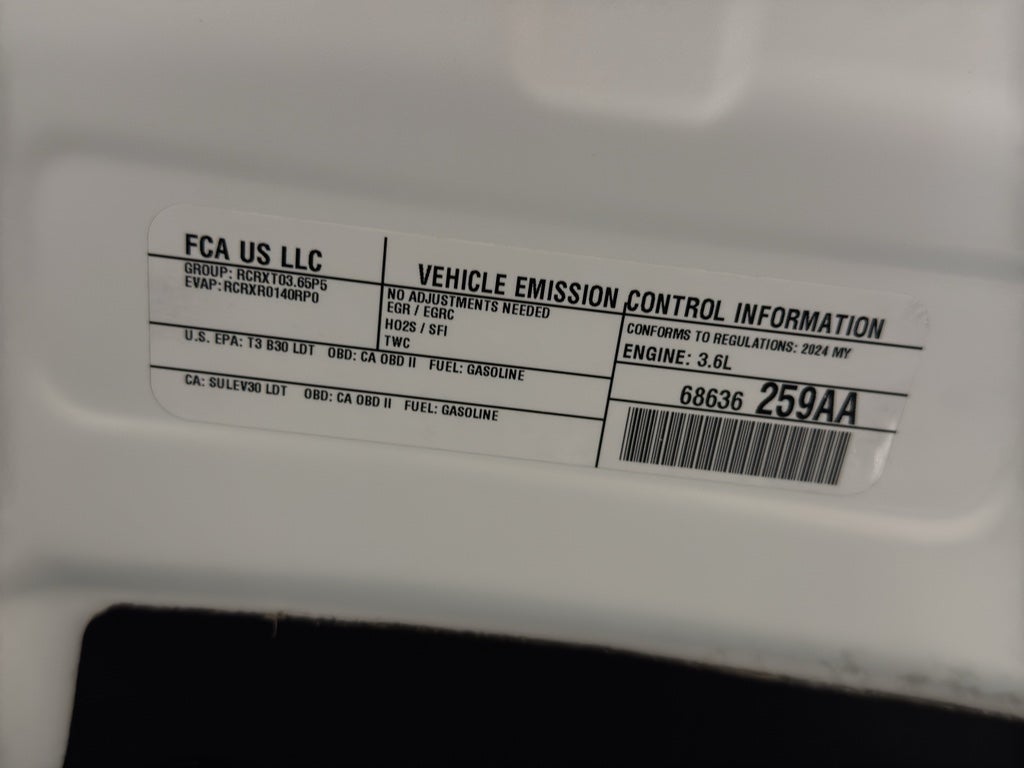 2024 Chrysler Voyager LX