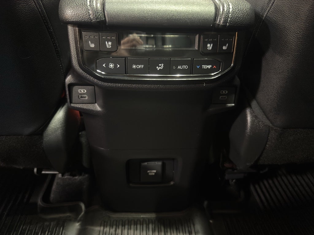 2026 Toyota Grand Highlander LE