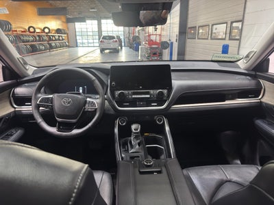 2026 Toyota Grand Highlander LE