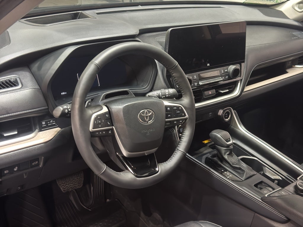 2026 Toyota Grand Highlander LE