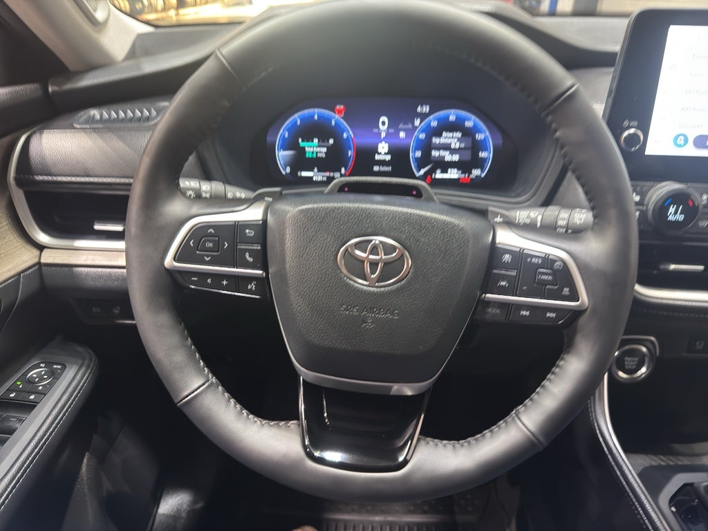 2026 Toyota Grand Highlander LE