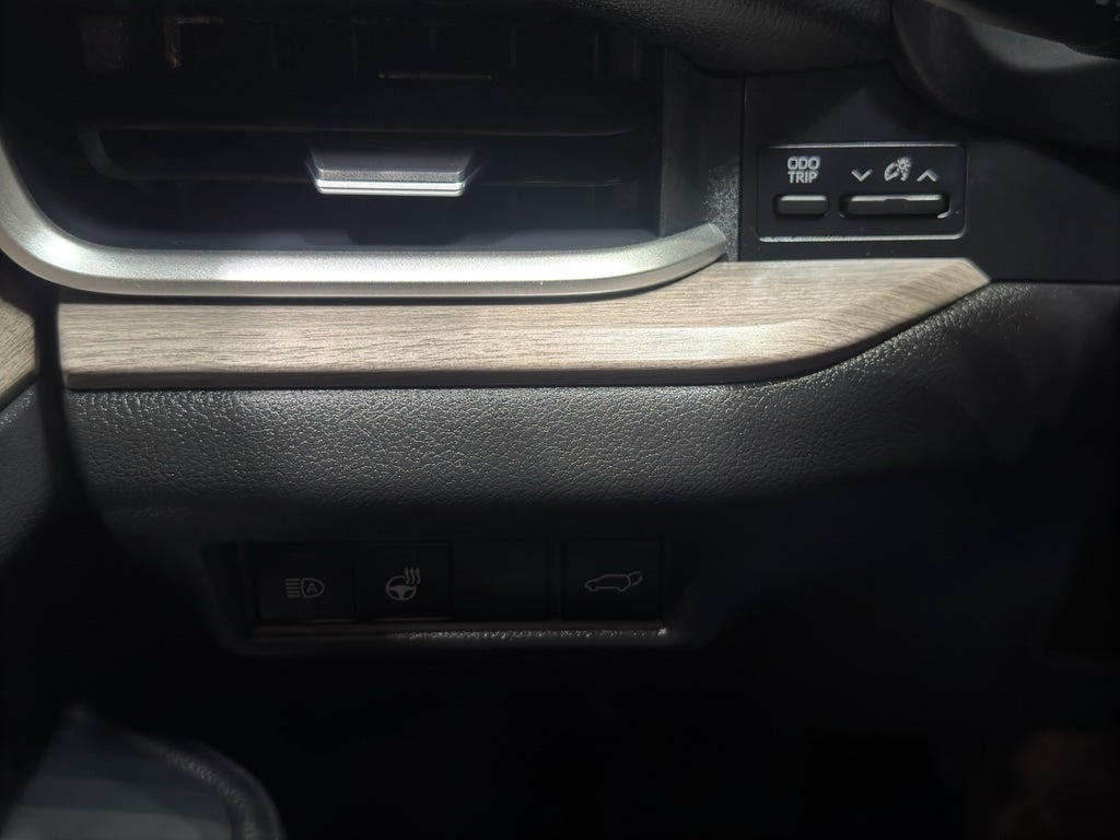 2026 Toyota Grand Highlander LE