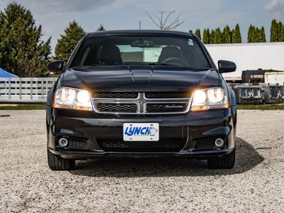 2011 Dodge Avenger Lux