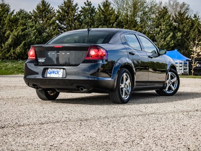 2011 Dodge Avenger Lux