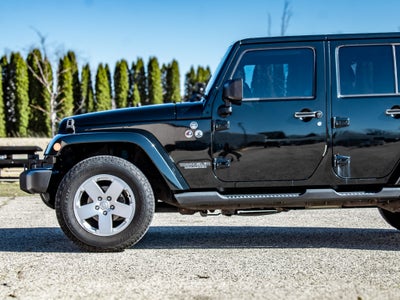 2012 Jeep Wrangler Unlimited Sahara