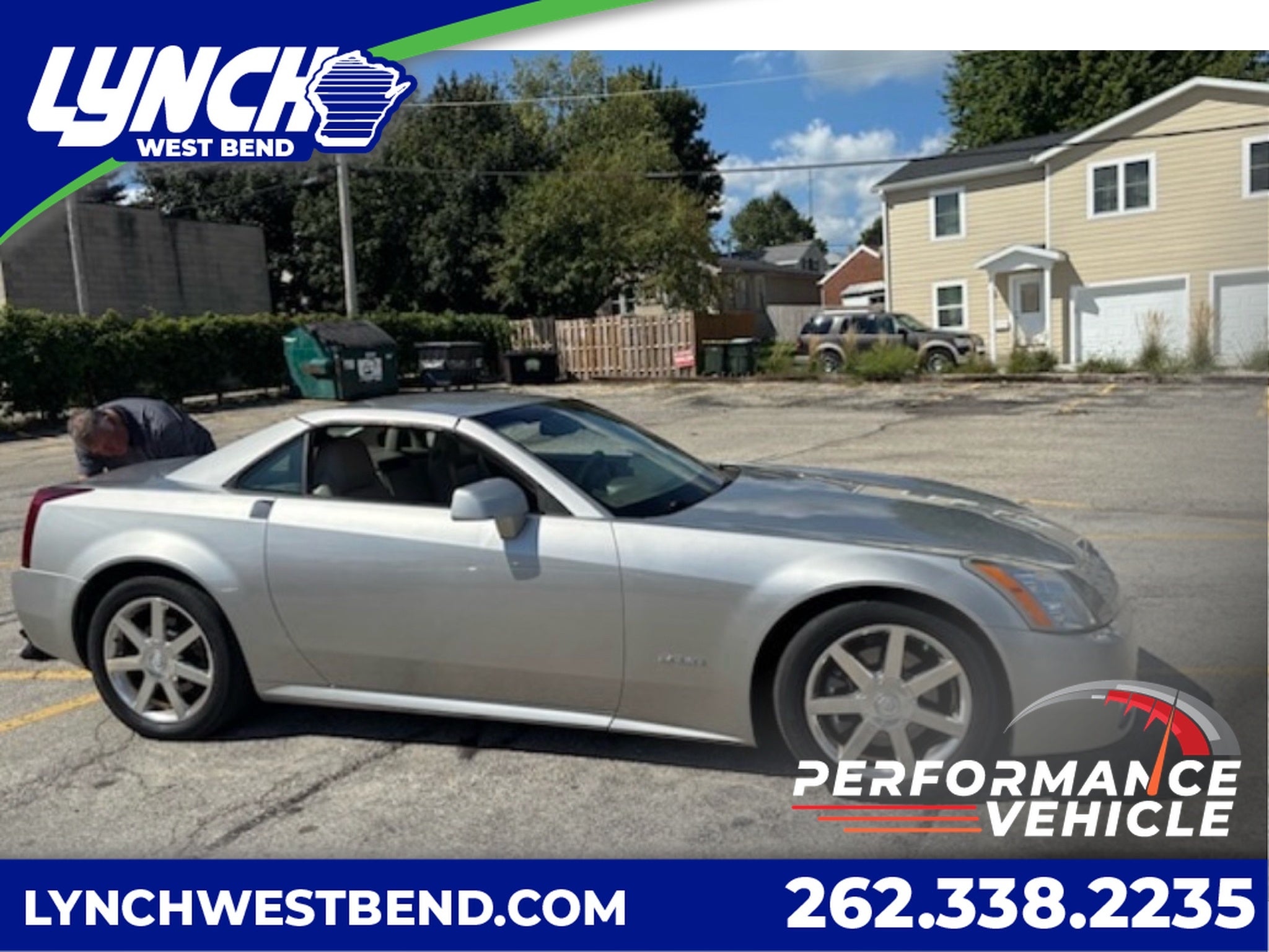 2004 Cadillac XLR Standard