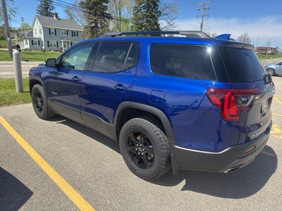 2023 GMC Acadia AT4