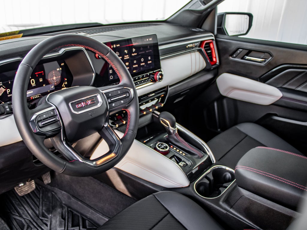 2024 GMC Canyon AT4X