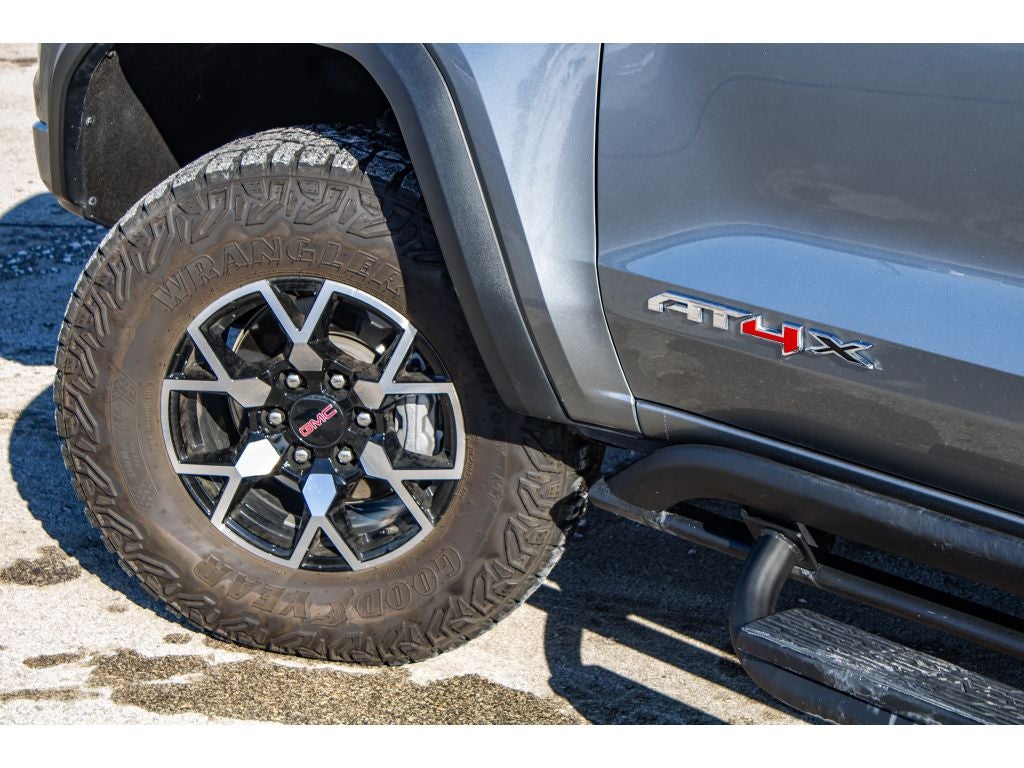 2023 GMC Canyon AT4X