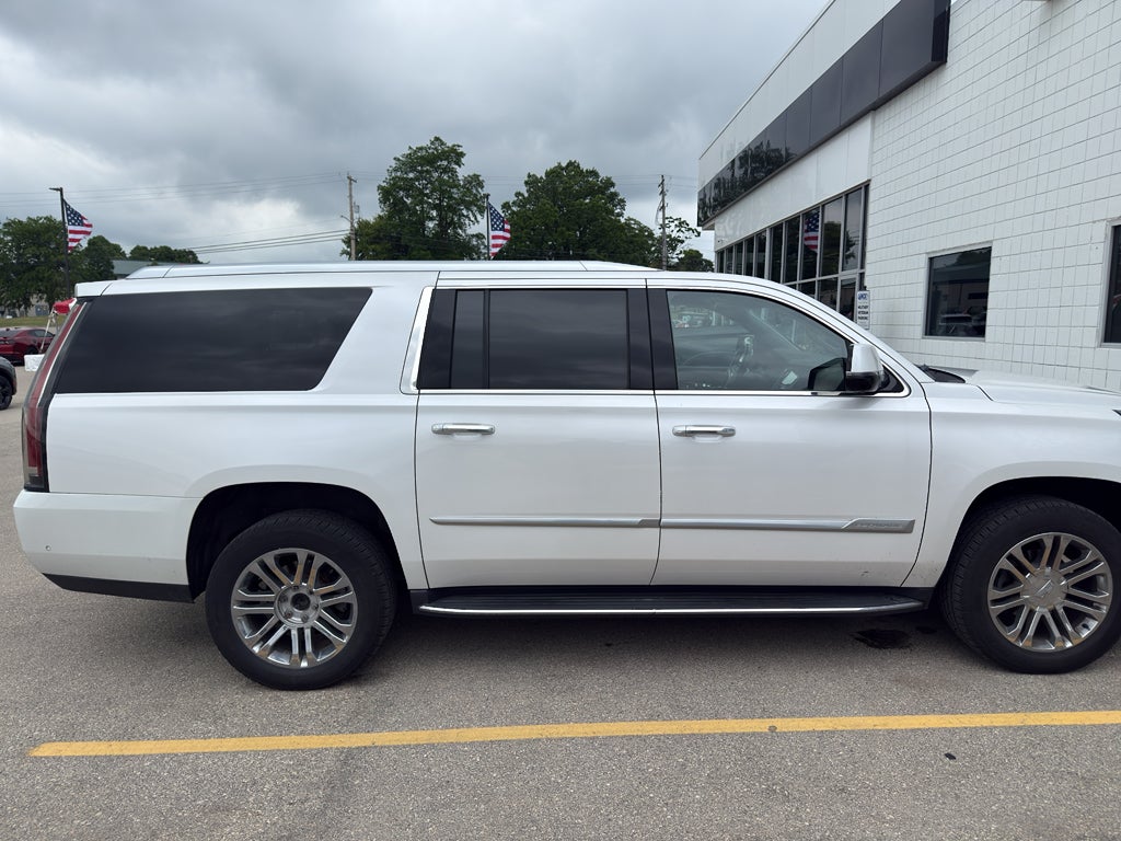 2019 Cadillac Escalade ESV Standard