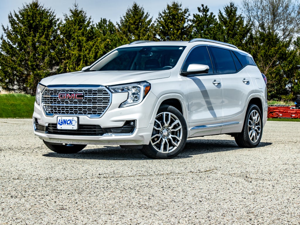 2023 GMC Terrain Denali