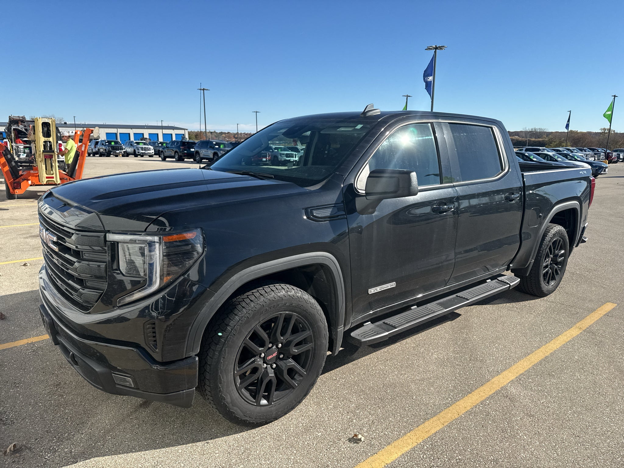 2024 GMC Sierra 1500 Elevation