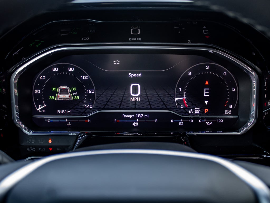 2025 GMC Sierra 1500 SLT