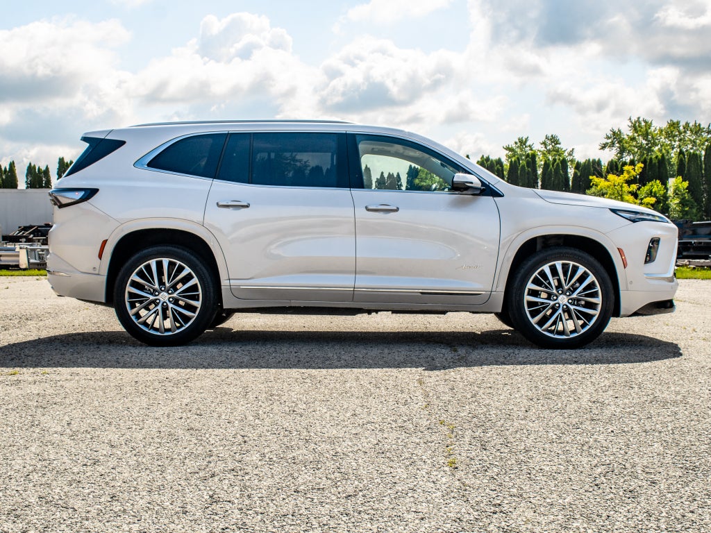 2025 Buick Enclave Avenir