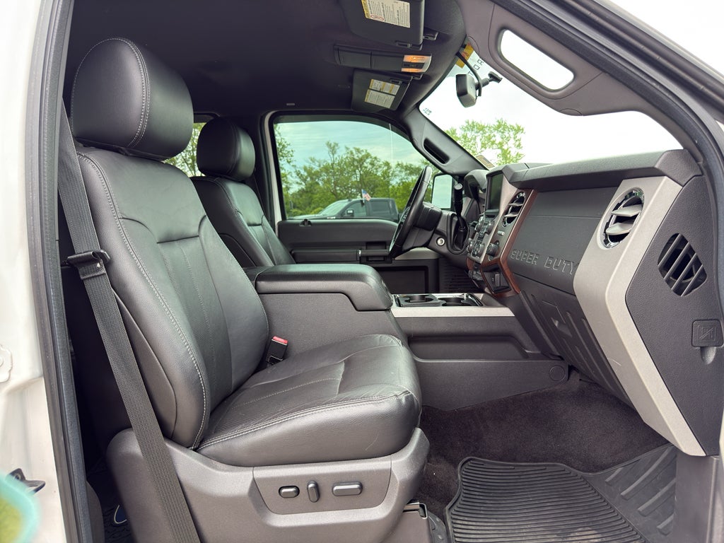 2015 Ford Super Duty F-250 SRW Lariat