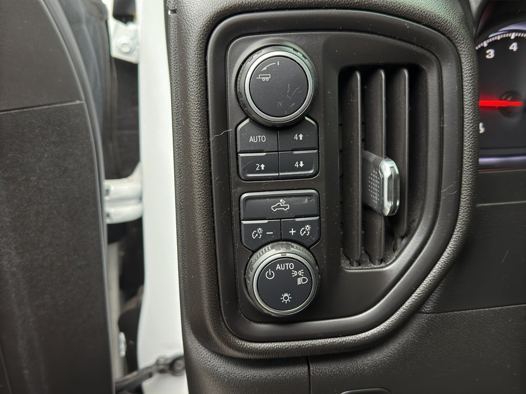 2020 Chevrolet Silverado 1500 Custom Trail Boss