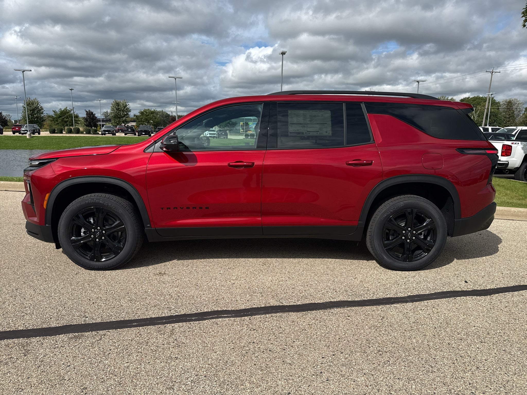 2027 Chevrolet Traverse LT