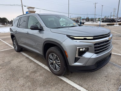 2025 Chevrolet Traverse LT