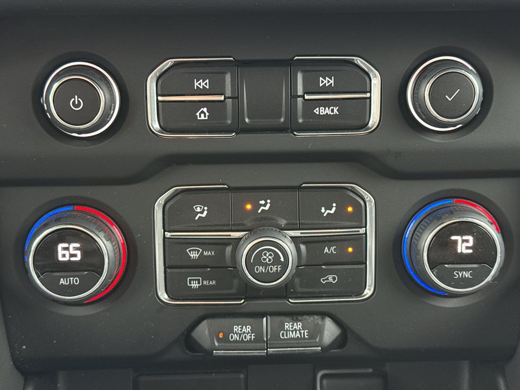 2024 Chevrolet Tahoe LS