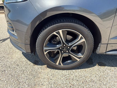 2020 Ford Edge ST