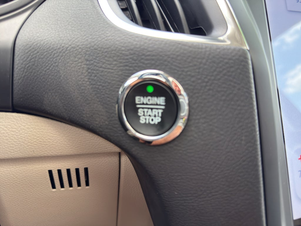 2023 Ford Edge Titanium