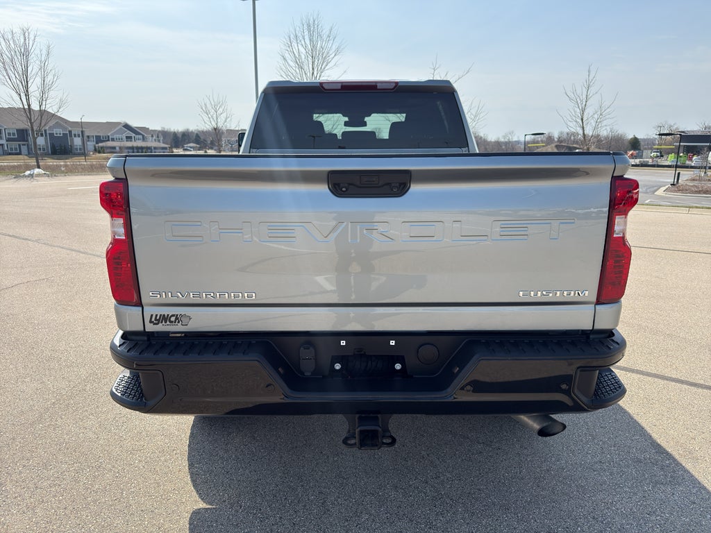 2024 Chevrolet Silverado 2500 HD Custom