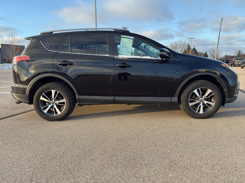 2016 Toyota RAV4 XLE