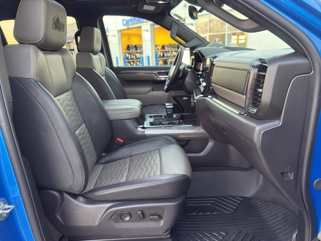 2025 Chevrolet Silverado 1500 ZR2