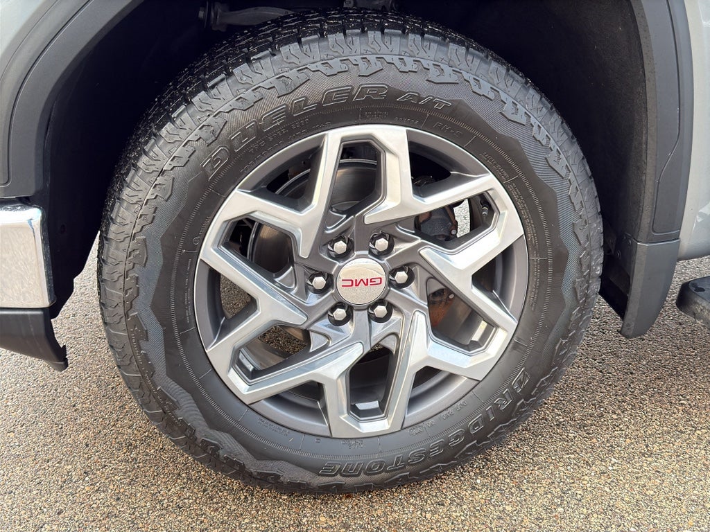 2024 GMC Sierra 1500 SLT