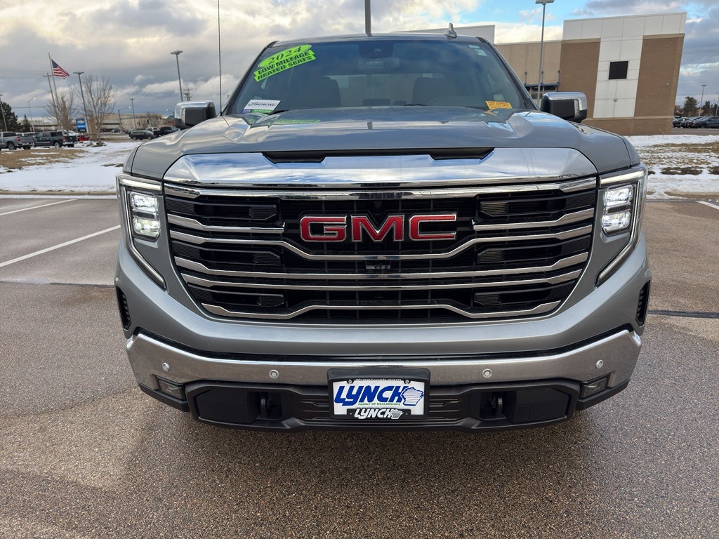 2024 GMC Sierra 1500 SLT