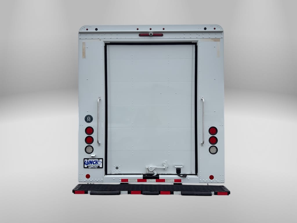 2022 Freightliner Y UNKNOWN