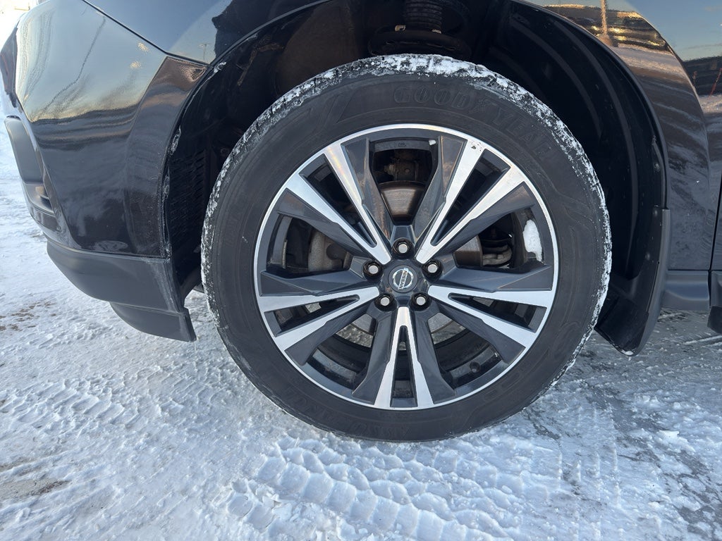 2019 Nissan Pathfinder Platinum