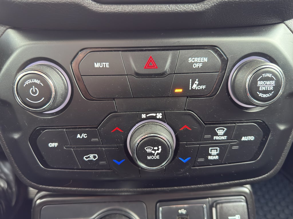 2023 Jeep Renegade Trailhawk