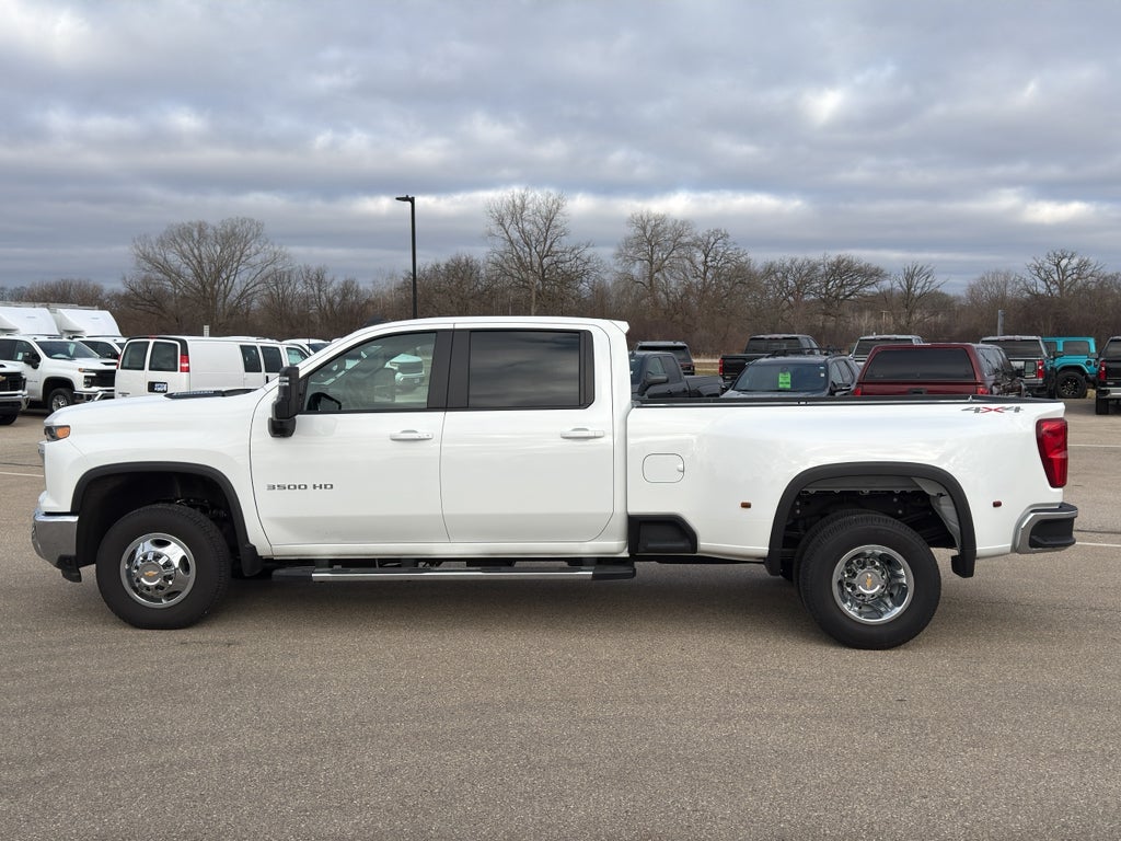 2025 Chevrolet Silverado 3500 HD LT DRW